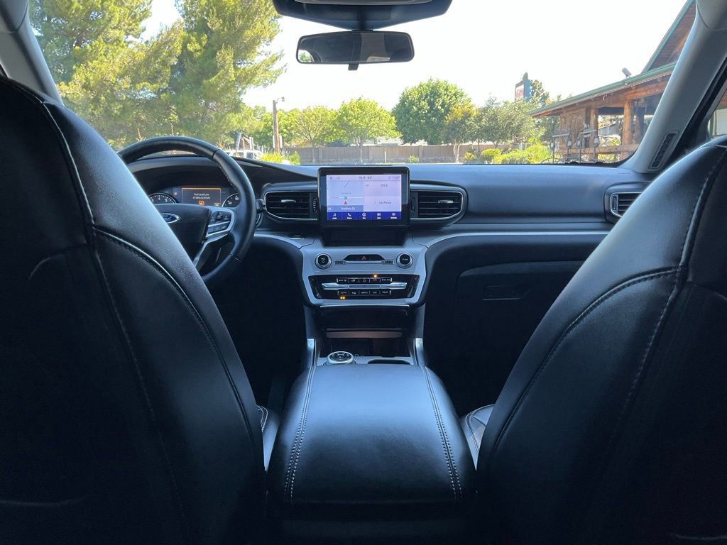 Certified 2022 Ford Explorer XLT w/ Equipment Group 202A image 79