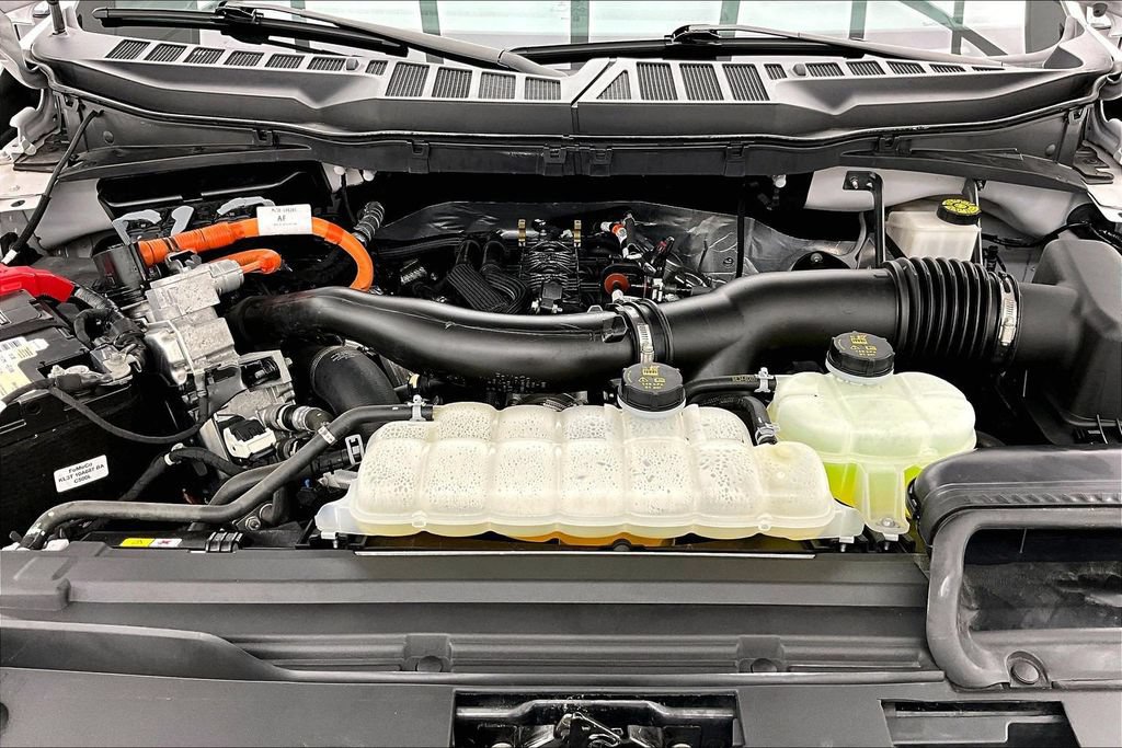 Certified 2024 Ford F150 Lariat w/ Equipment Group 502A High AWD/4WD image 10