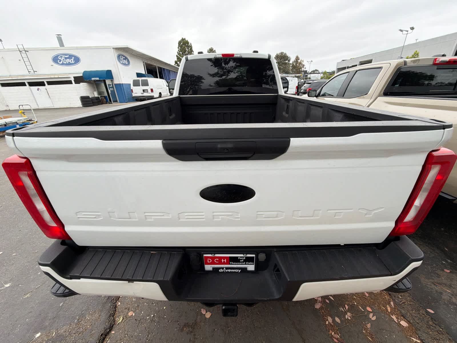 Certified 2023 Ford F350 XLT w/ FX4 Off-Road Package AWD/4WD image 5