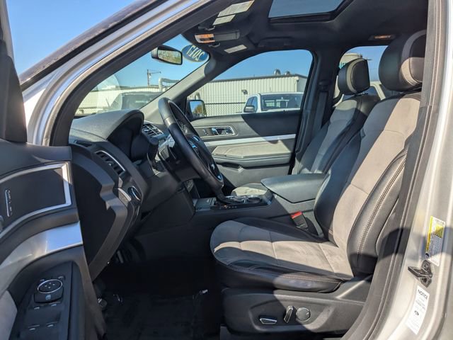 Certified 2017 Ford Explorer XLT w/ Equipment Group 202A image 22
