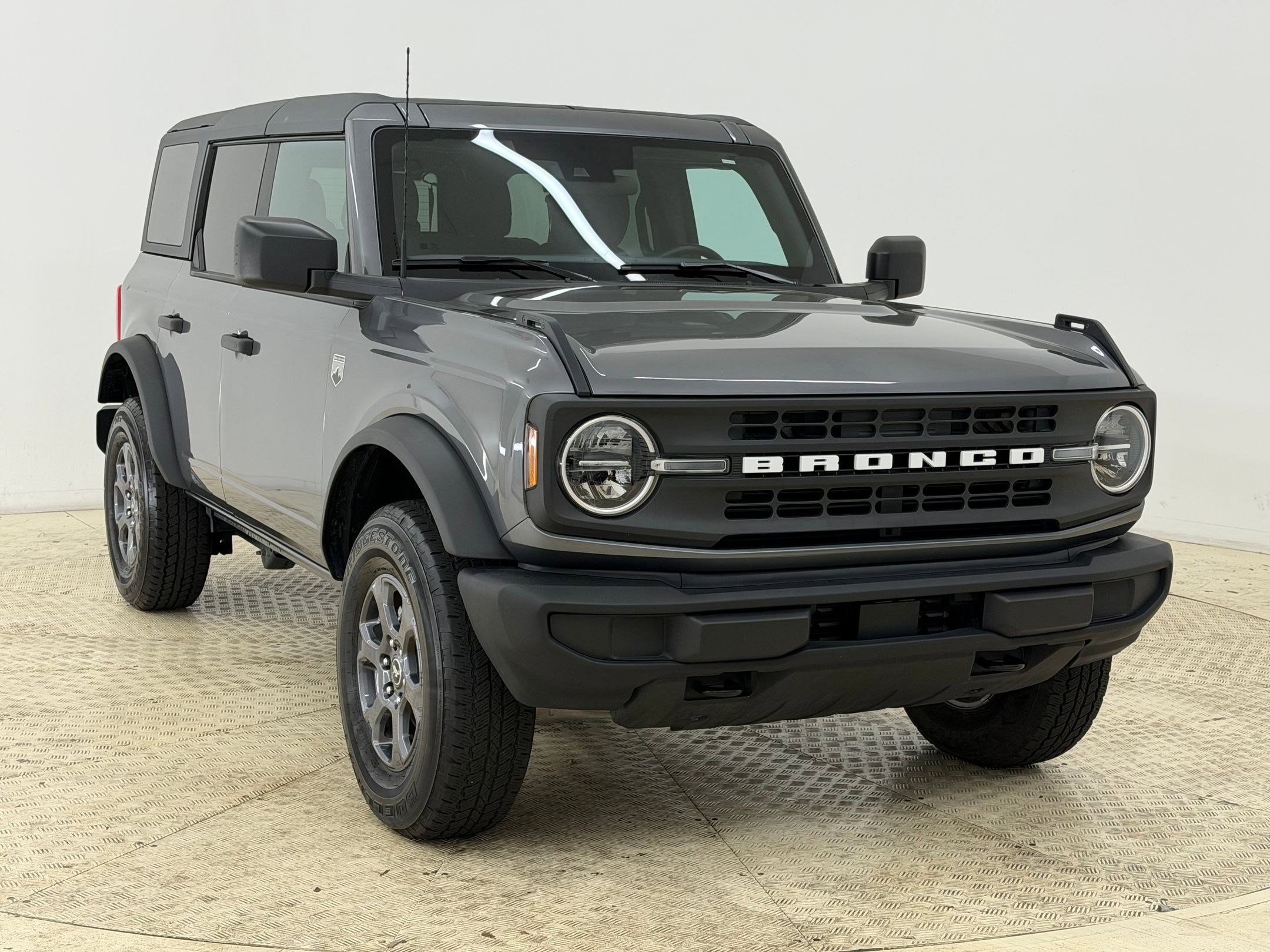Certified 2025 Ford Bronco Big Bend image 6