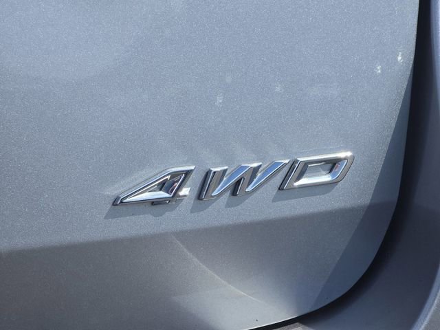Certified 2022 Ford Explorer XLT w/ Equipment Group 202A AWD/4WD image 4