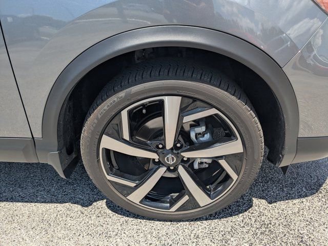 Used 2022 Nissan Rogue Sport SL w/ Premium Package AWD/4WD image 12