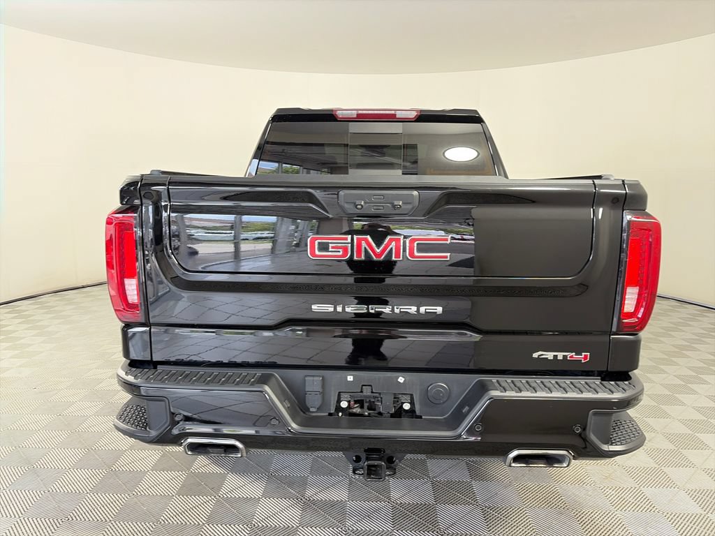Used 2023 GMC Sierra 1500 AT4 w/ AT4 Premium Package AWD/4WD image 6