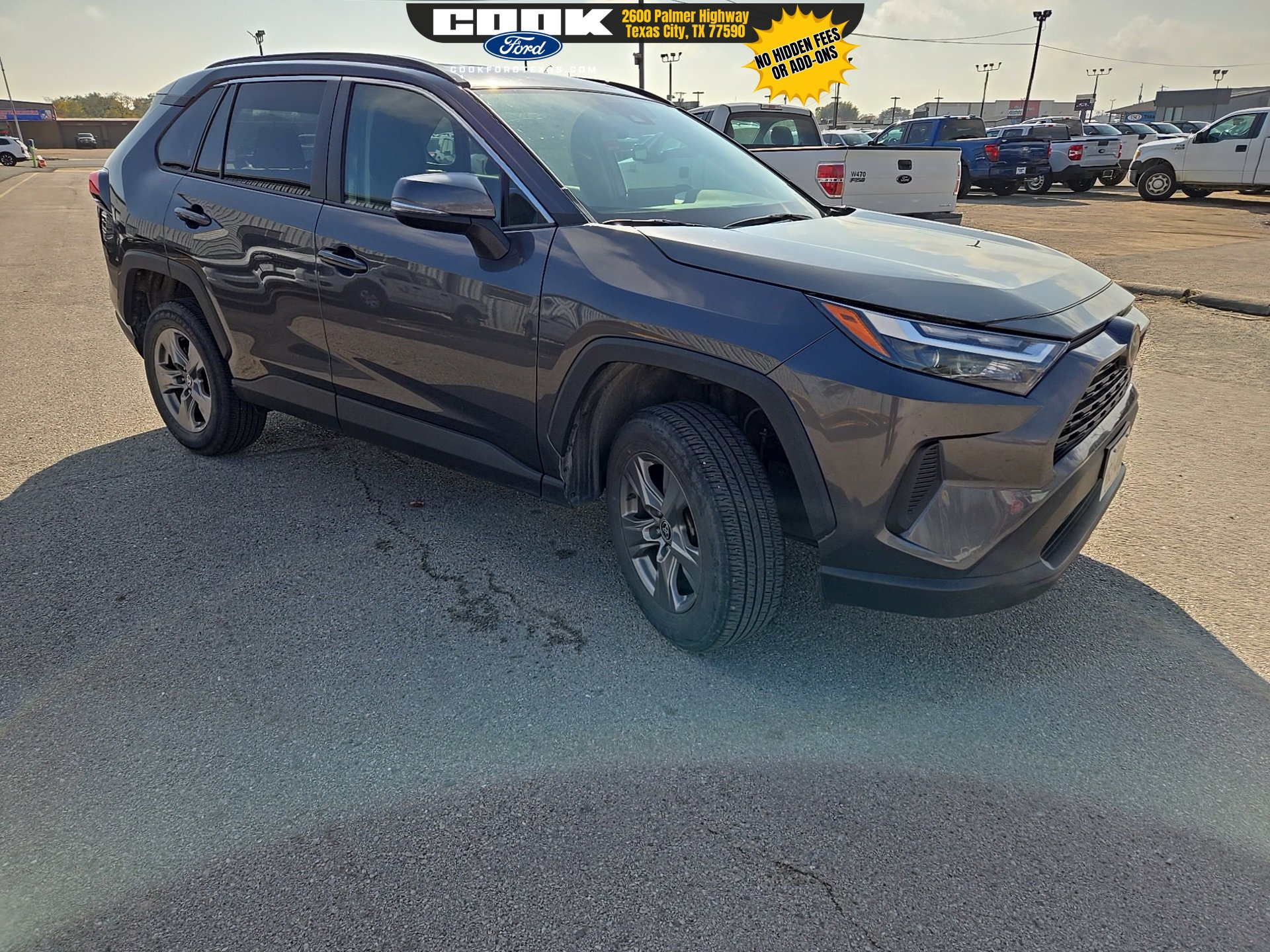 Used 2023 Toyota RAV4 XLE image 12