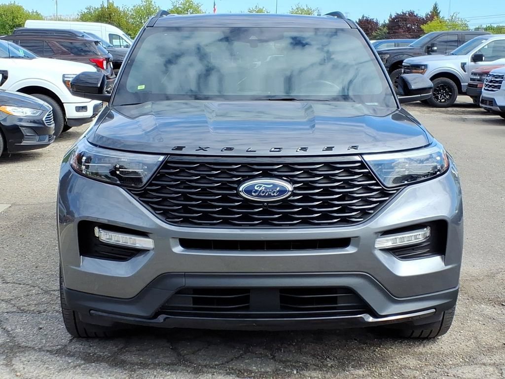 Certified 2023 Ford Explorer ST-Line AWD/4WD image 8