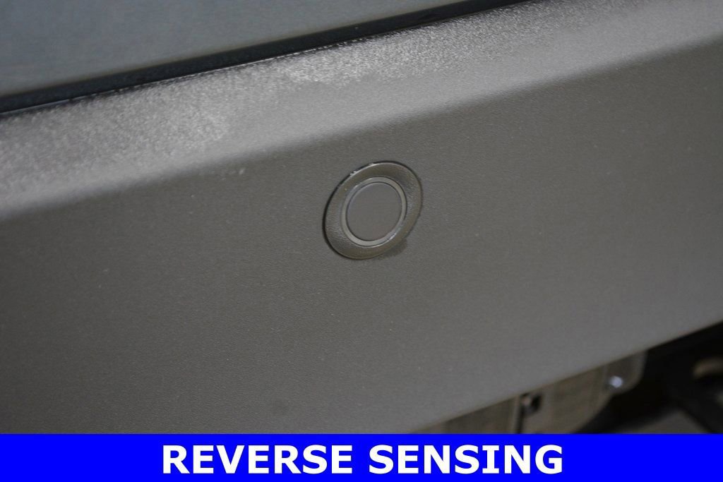 Certified 2022 Ford Explorer XLT w/ Class IV Trailer Tow Package image 17