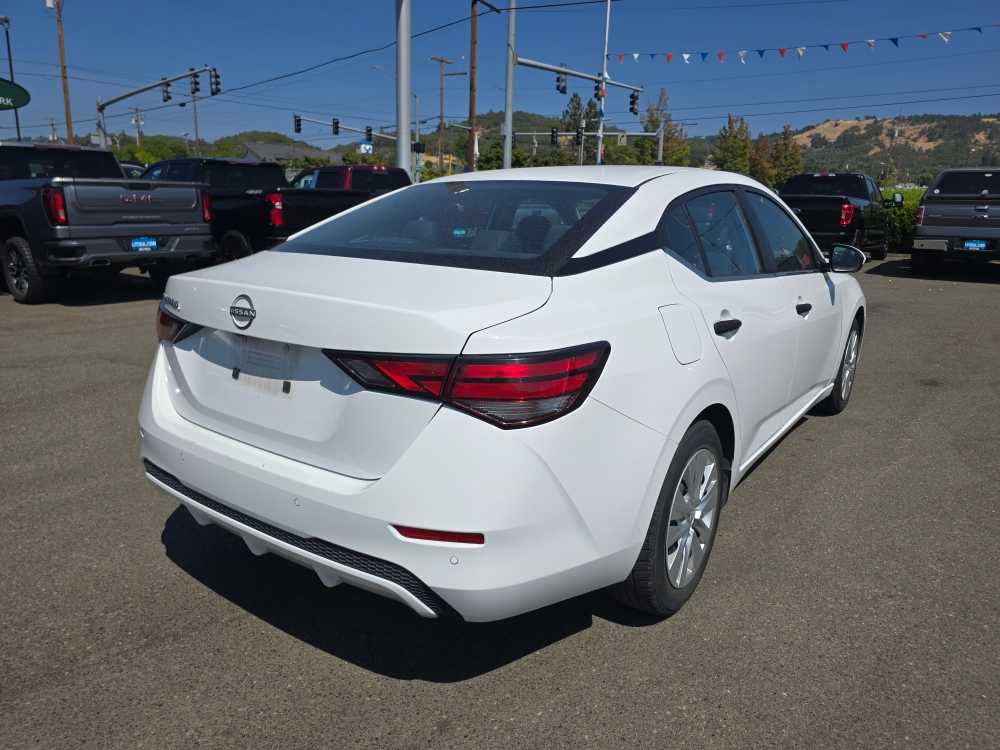 Used 2024 Nissan Sentra S FWD image 17
