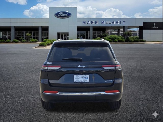 Used 2022 Jeep Grand Cherokee Limited RWD image 4