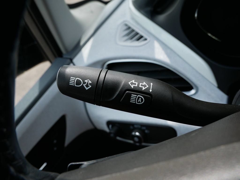 Used 2020 Chevrolet Bolt LT FWD image 21