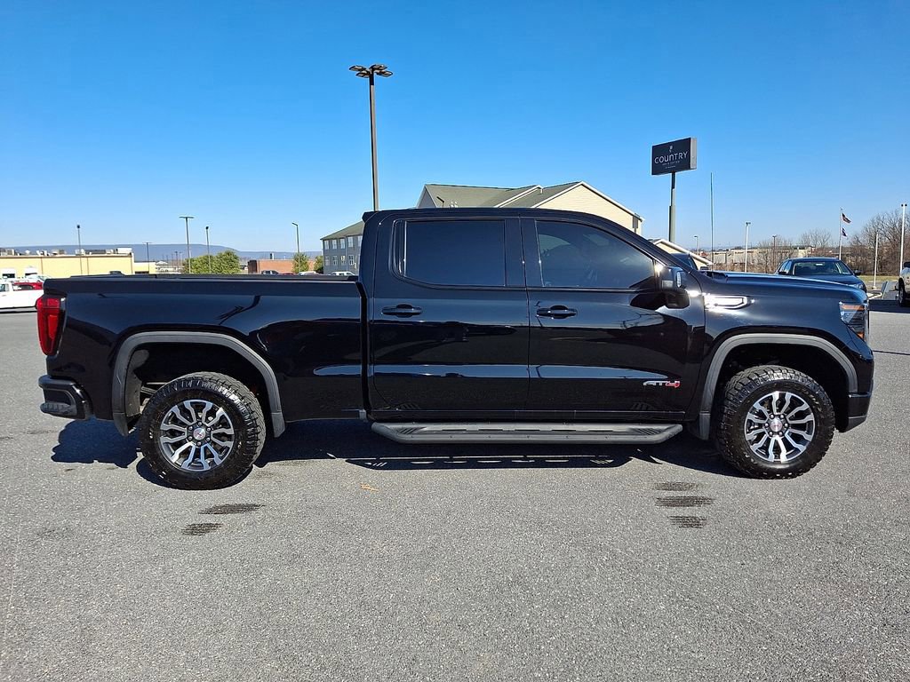 Used 2023 GMC Sierra 1500 AT4 w/ AT4 Premium Package image 5