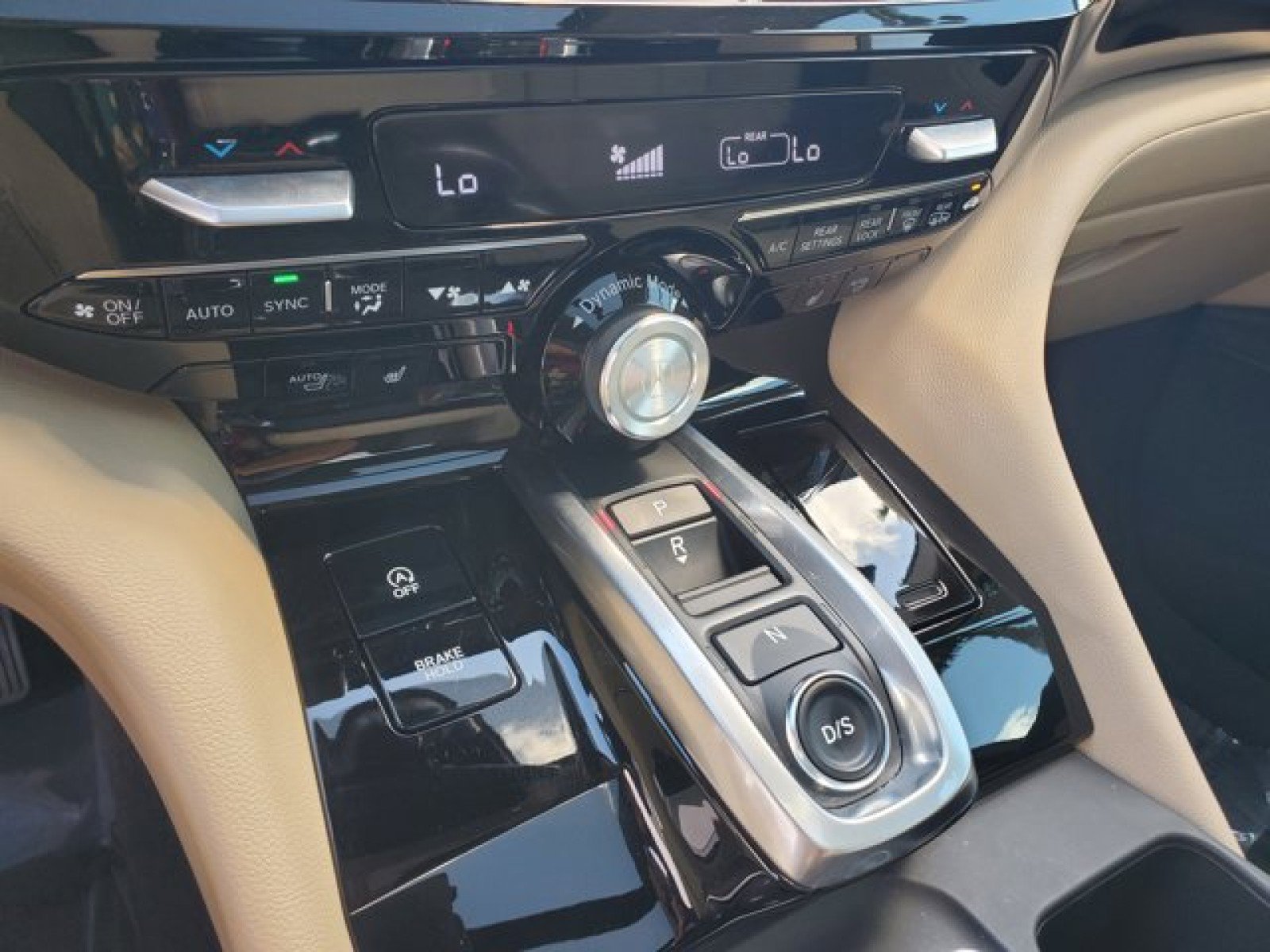 Used 2023 Acura MDX SH-AWD image 27