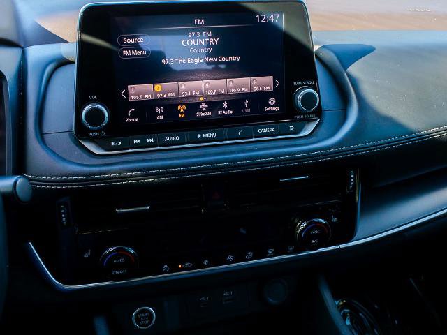 Used 2022 Nissan Rogue SV w/ SV Premium Package image 19