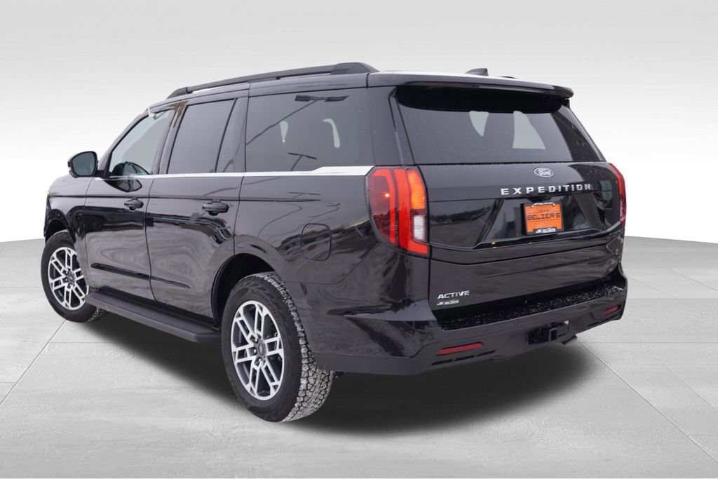 Certified 2025 Ford Expedition Active image 5
