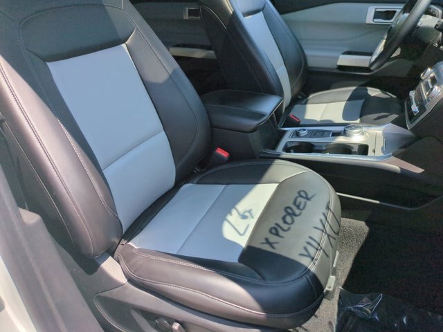 Certified 2023 Ford Explorer XLT w/ Equipment Group 202A AWD/4WD image 35