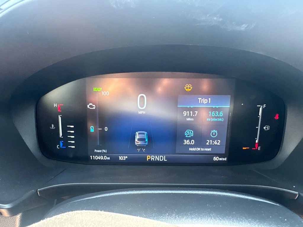 Certified 2023 Ford Escape ST-Line Select AWD/4WD image 11