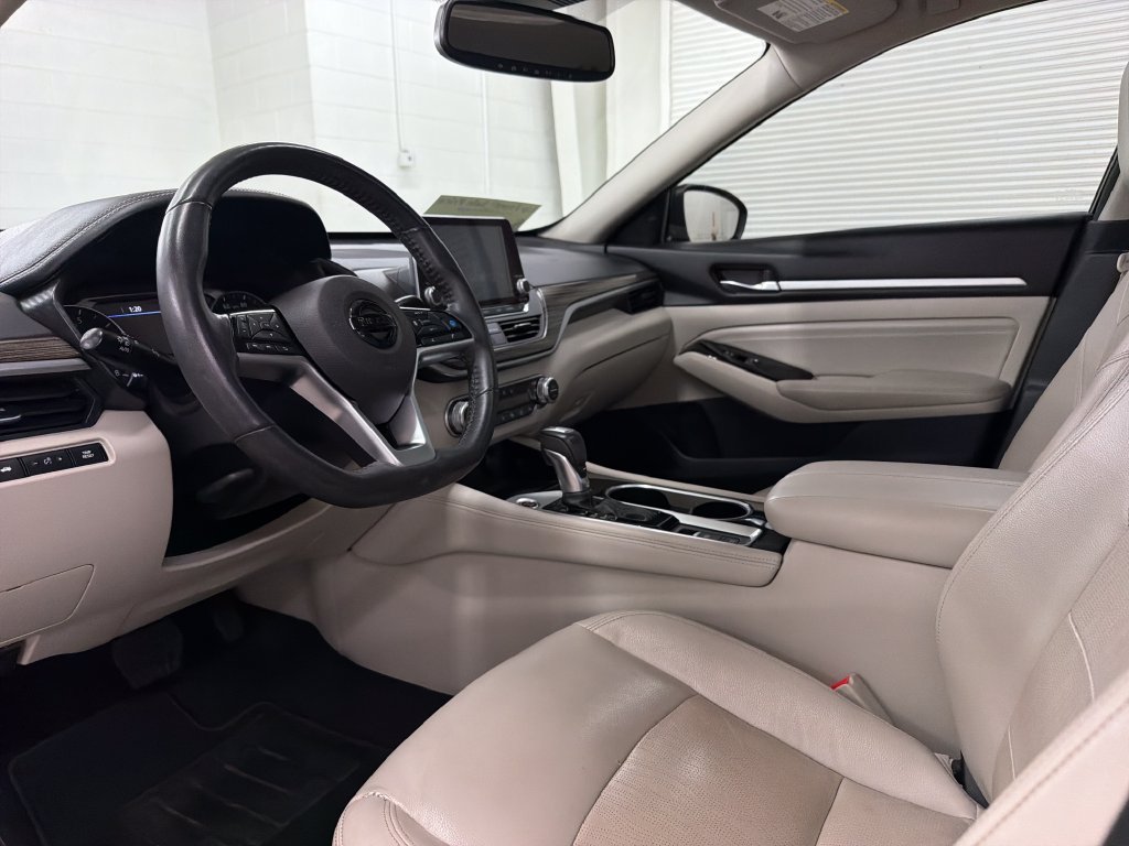 Used 2020 Nissan Altima 2.5 SL FWD image 6