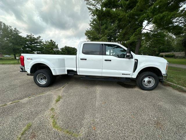 Certified 2025 Ford F350 XLT AWD/4WD image 10
