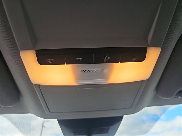 Used 2024 Nissan Sentra SV image 25