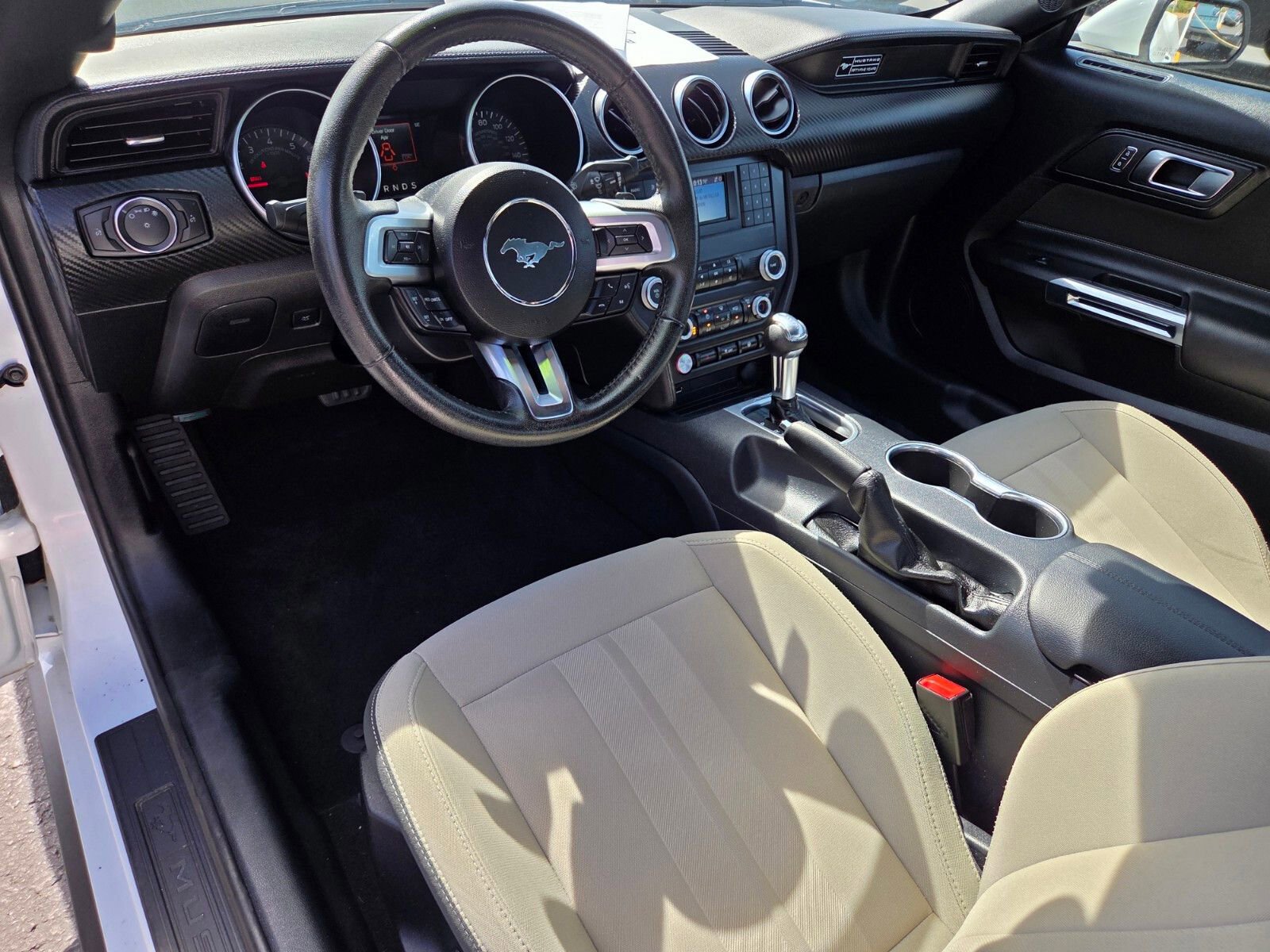 Certified 2020 Ford Mustang Coupe RWD image 12