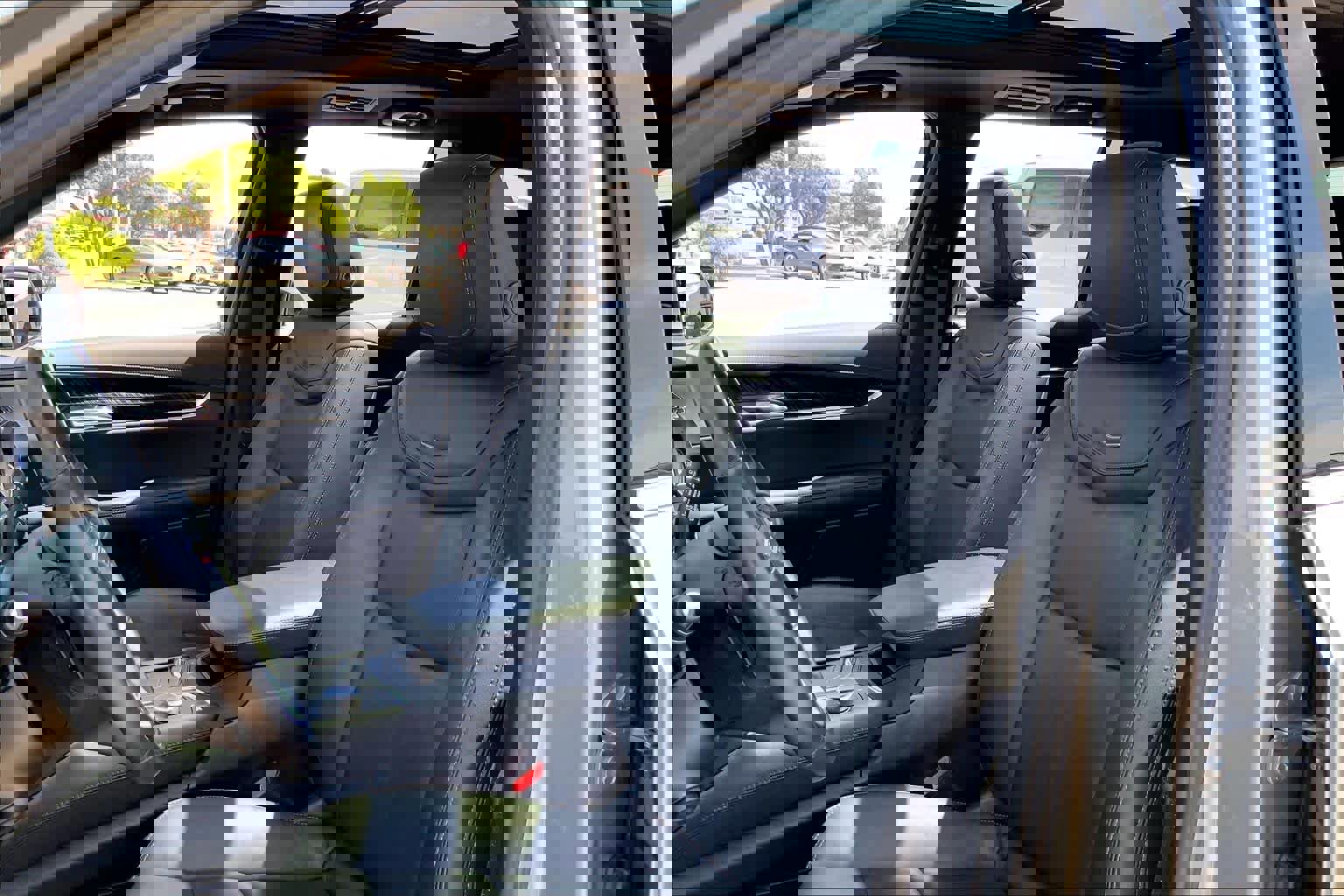 Used 2025 Cadillac XT6 Premium Luxury AWD/4WD image 10