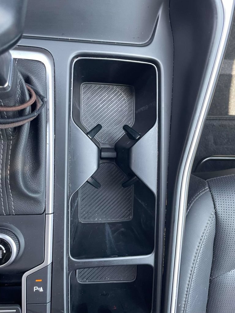 Used 2025 Kia Sorento S w/ Panoramic Sunroof Package FWD image 18