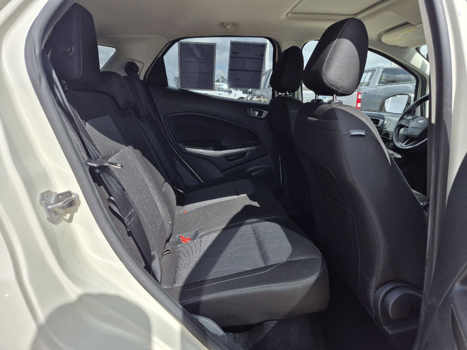 Certified 2020 Ford EcoSport SE w/ SE Convenience Package image 18