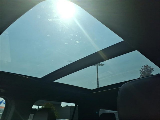 Certified 2024 Ford Expedition Limited image 15