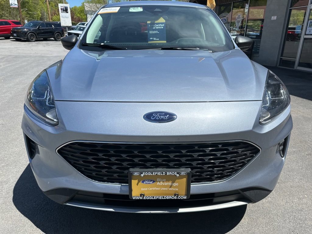 Certified 2022 Ford Escape SE w/ Cold Weather Package AWD/4WD image 2