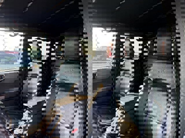 Certified 2022 Ford Bronco Badlands w/ Sasquatch Package image 14