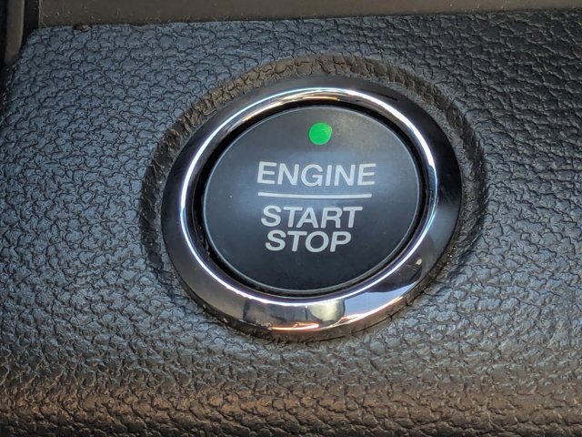 Certified 2019 Ford Expedition Limited w/ Equipment Group 303A image 33