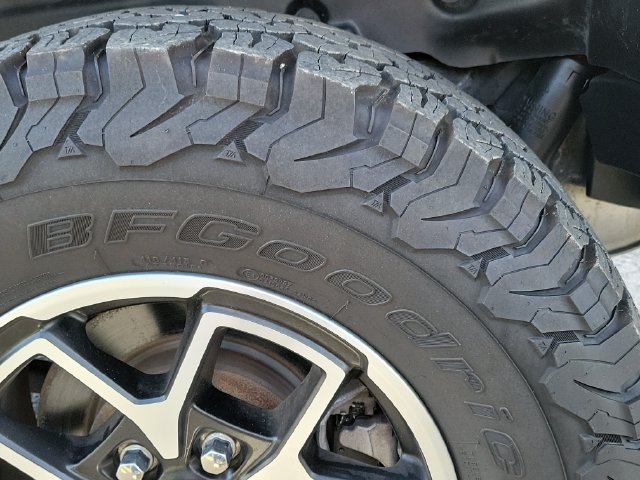 Used 2024 Jeep Wrangler Unlimited Rubicon w/ Dual Top Group AWD/4WD image 33