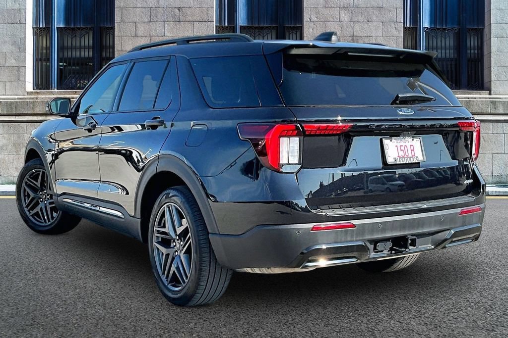 Certified 2025 Ford Explorer ST-Line w/ ST-Line Street Pack AWD/4WD image 10