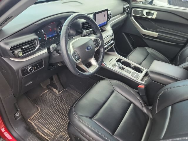 Certified 2023 Ford Explorer XLT w/ Equipment Group 202A RWD image 18