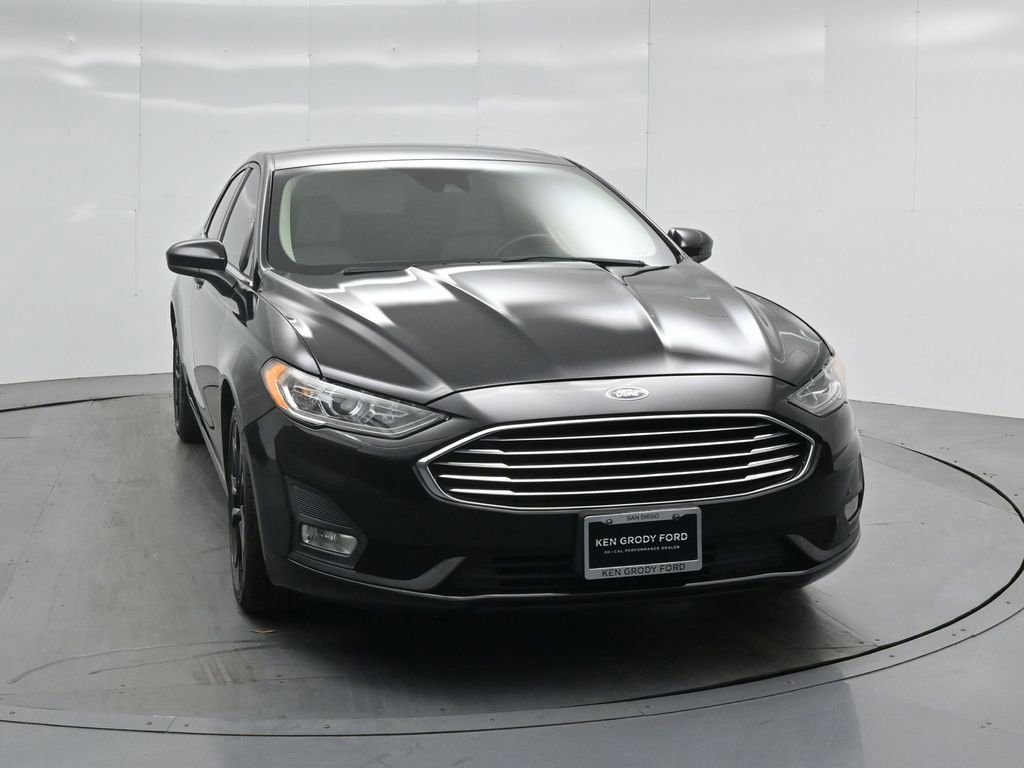 Certified 2020 Ford Fusion SE w/ Equipment Group 151A image 6