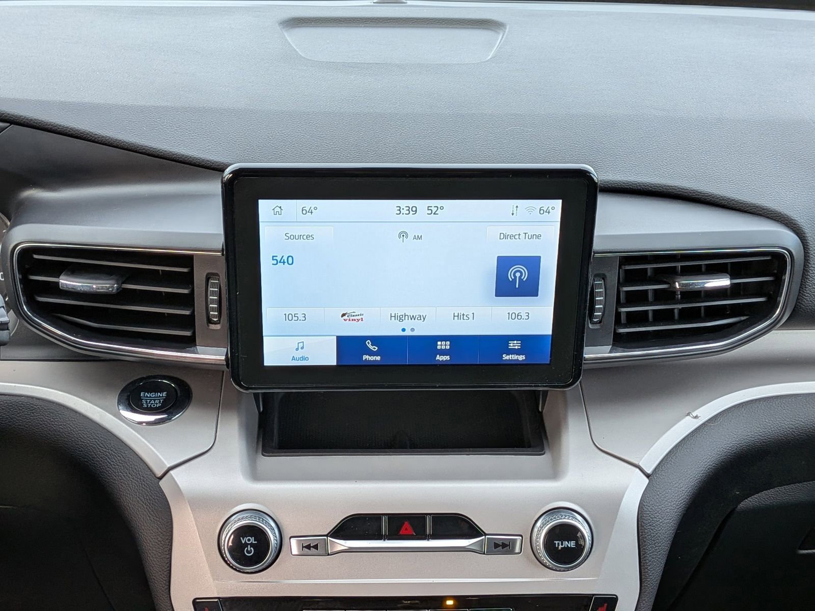 Certified 2023 Ford Explorer XLT w/ Equipment Group 202A image 20