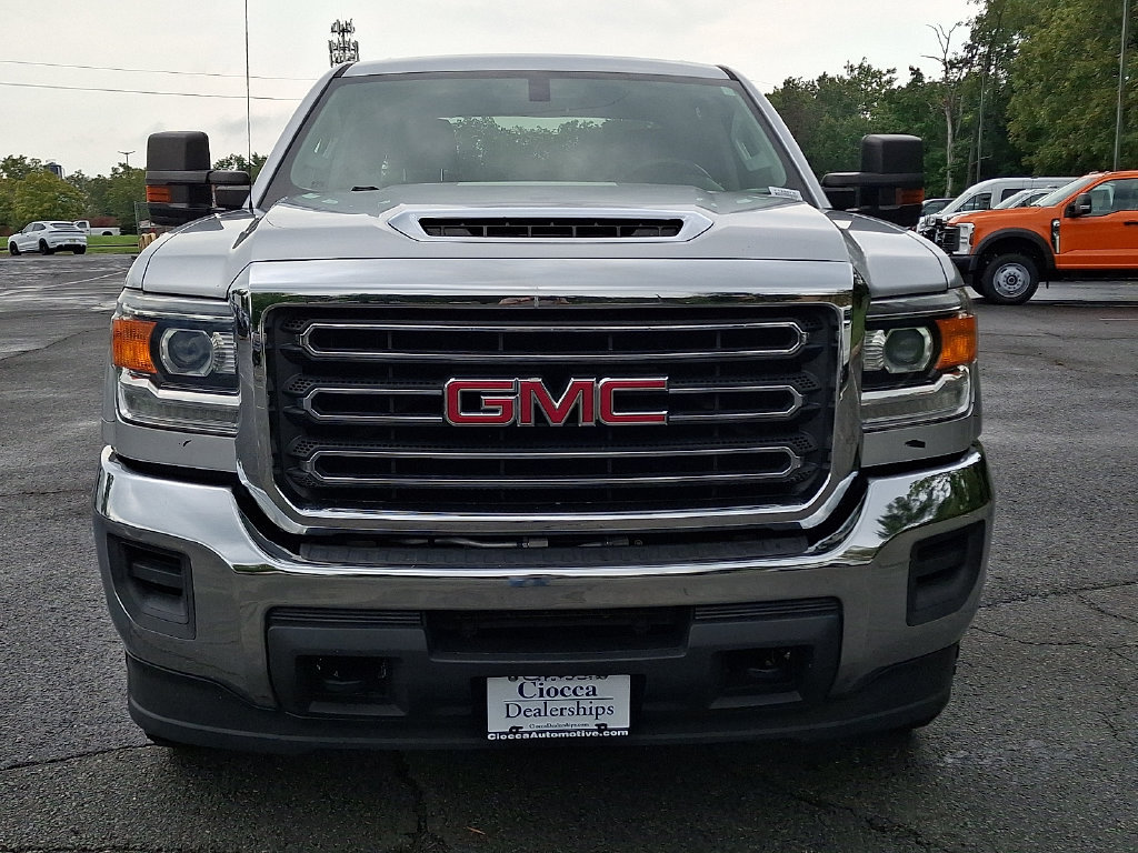 Used 2018 GMC Sierra 2500 4x4 Crew Cab w/ Sierra Convenience Package image 5