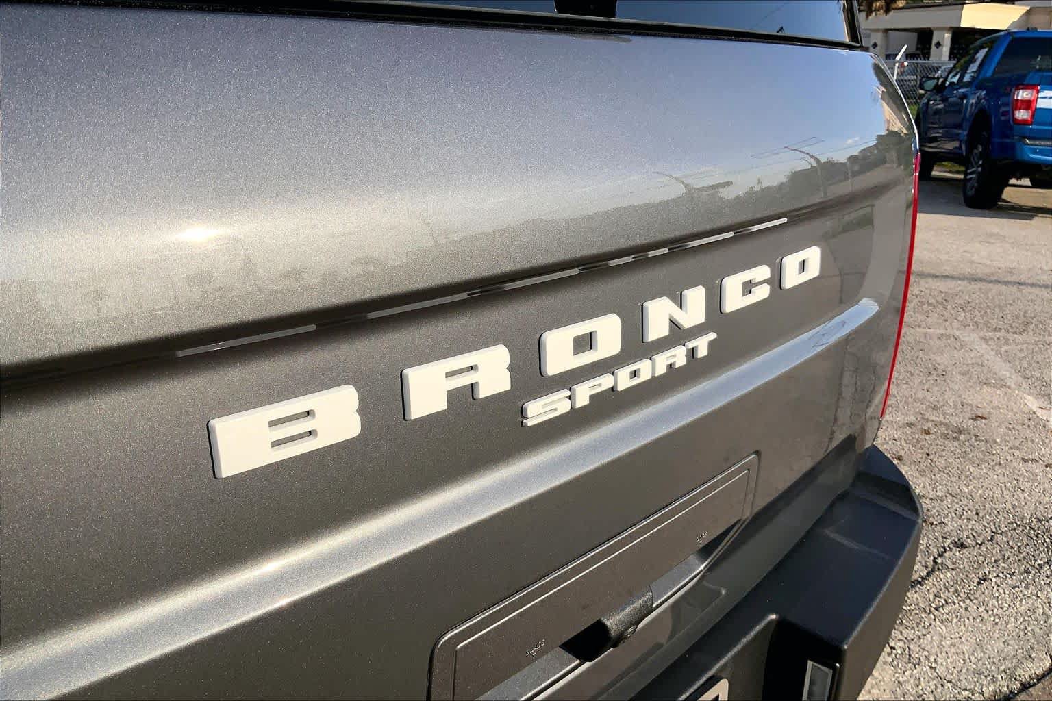 Certified 2024 Ford Bronco Sport Heritage w/ Heritage Convenience Package AWD/4WD image 31
