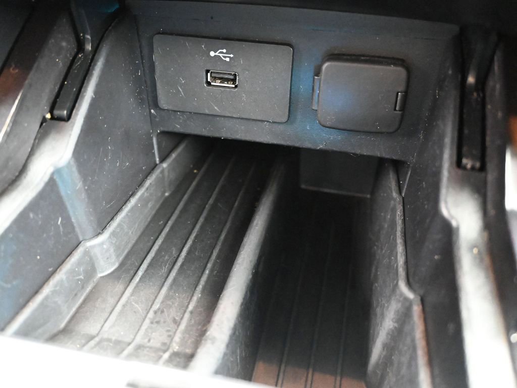 Certified 2018 Ford Explorer XLT image 45