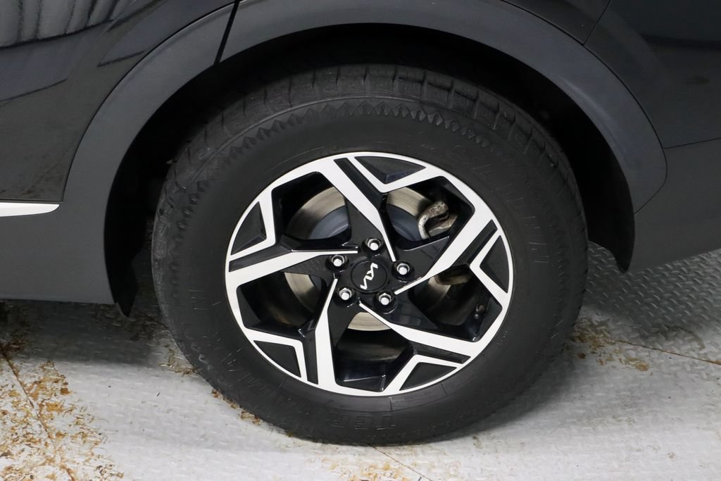 Used 2023 Kia Sportage LX AWD/4WD image 19
