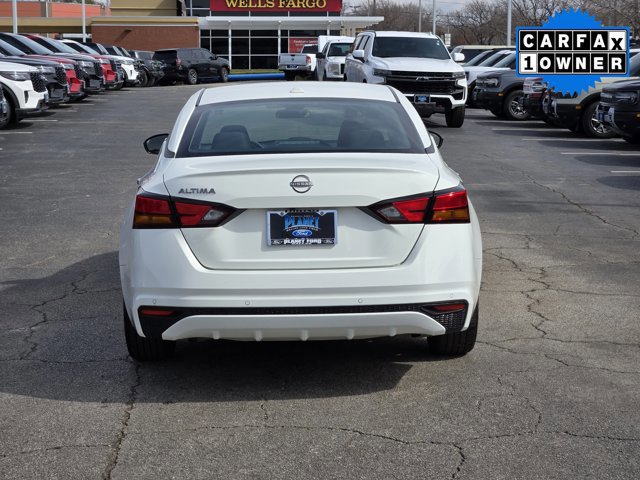 Used 2025 Nissan Altima 2.5 SV image 4