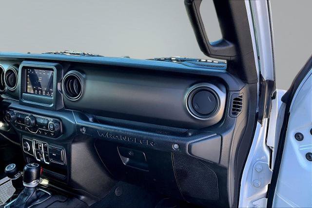 Used 2018 Jeep Wrangler Unlimited Sport S AWD/4WD image 16