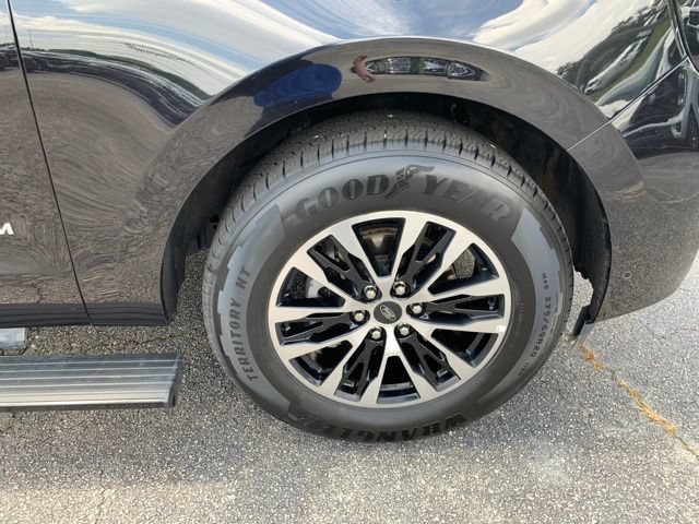 Certified 2025 Ford Expedition Platinum AWD/4WD image 40