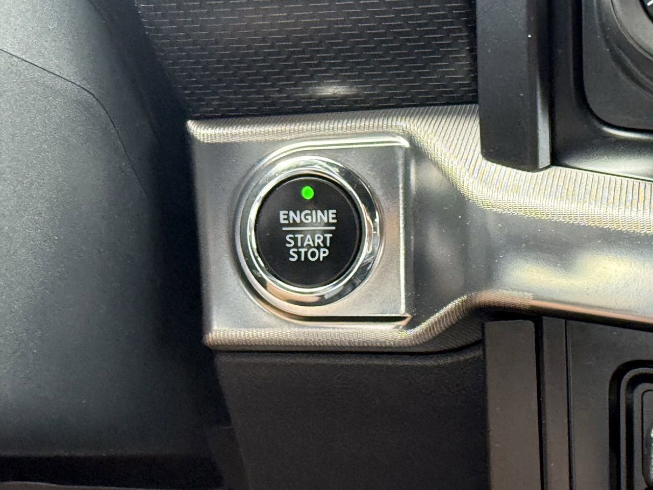 Certified 2022 Ford F150 Raptor w/ Equipment Group 801A High image 23