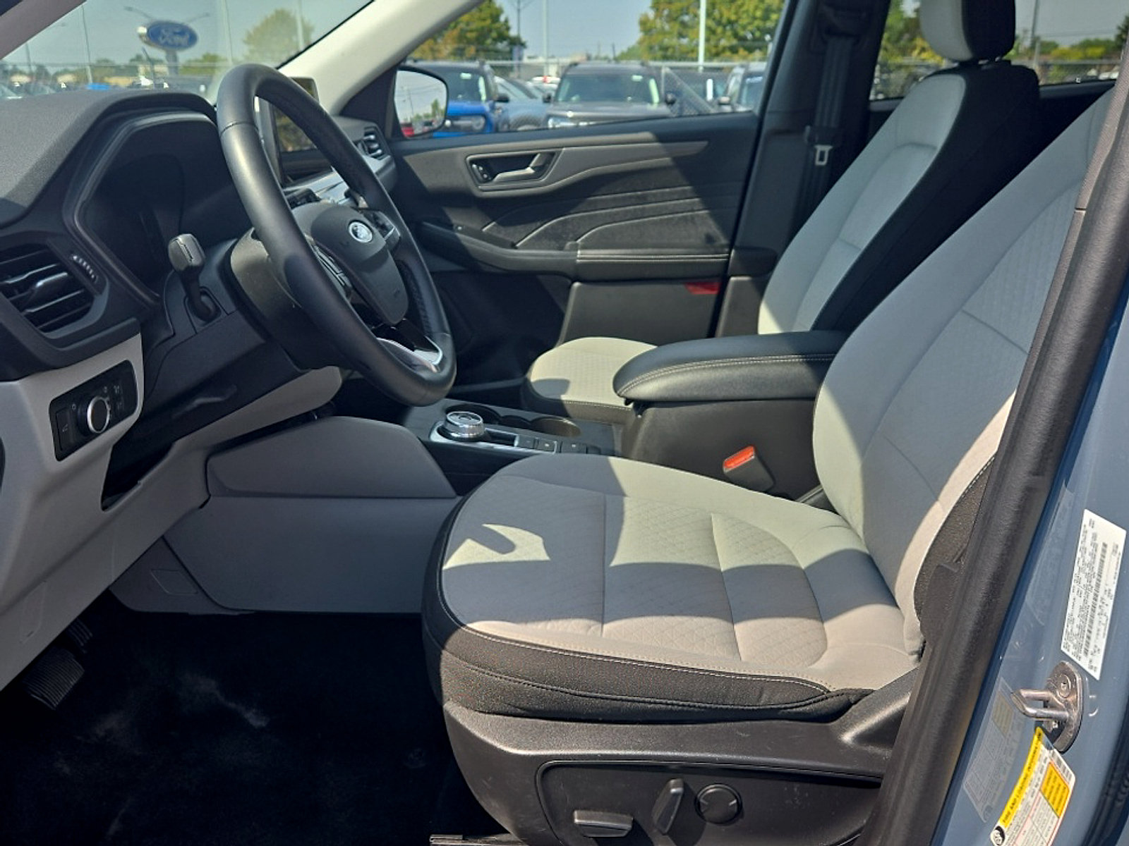 Certified 2023 Ford Escape Active AWD/4WD image 11