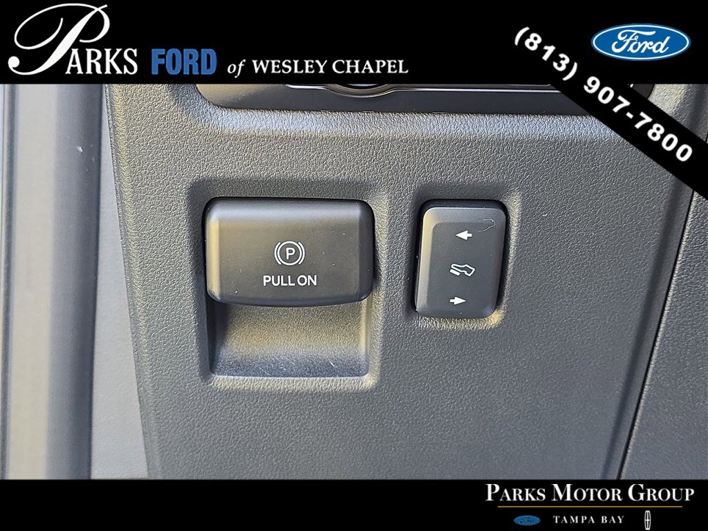 Certified 2023 Ford Expedition Limited image 32