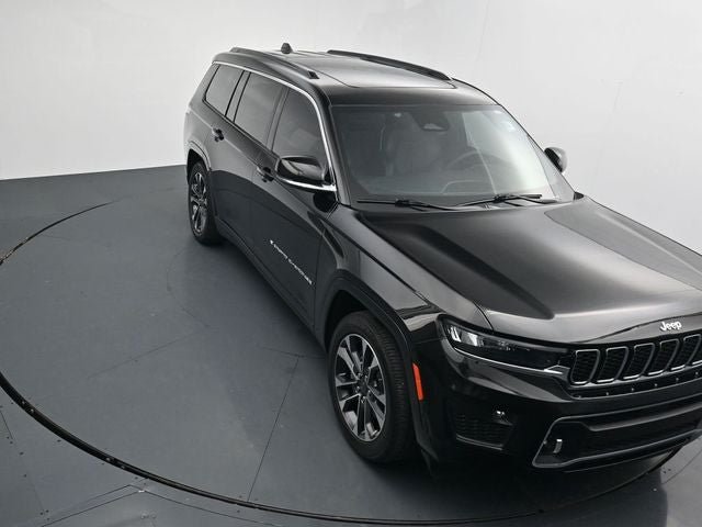 Used 2025 Jeep Grand Cherokee L Overland w/ Luxury Tech Group IV AWD/4WD image 26