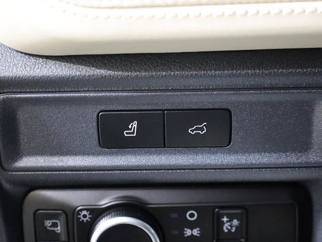 Certified 2024 Ford Expedition Platinum AWD/4WD image 35