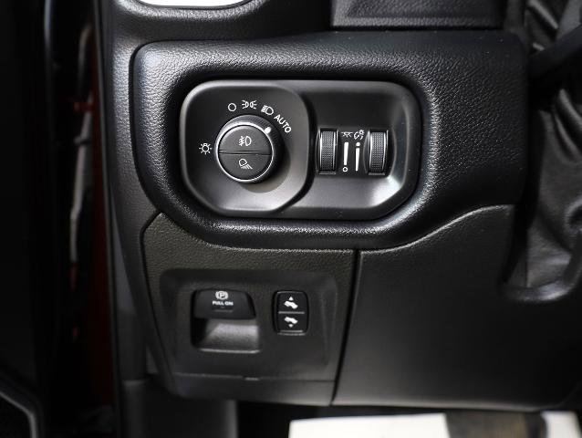 Used 2019 RAM 1500 Laramie image 19
