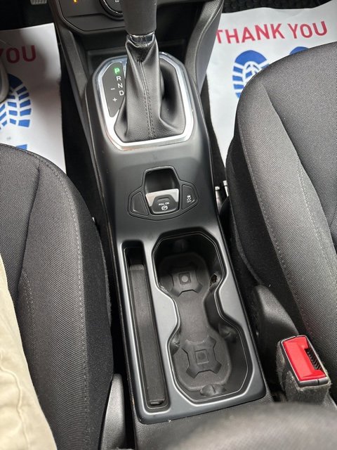 Used 2020 Jeep Renegade Latitude w/ Cold Weather Group image 22